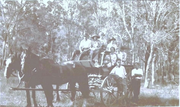 On the road to Hussey's Creek 1925