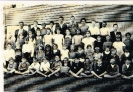 Students, Beerburrum school 1935 (note most are barefoot!)_1